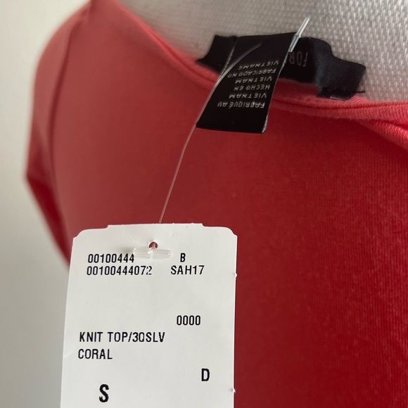 NWT Forever 21 Coral Off Shoulder Bardot Ruched Front Knit 3/4 Sleeve Crop Top - Picture 3 of 7